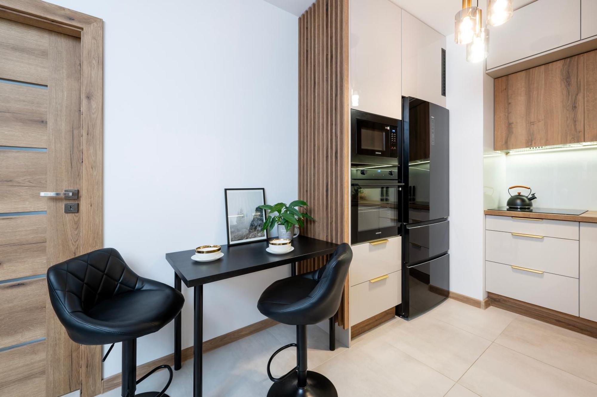 Manufaktura Residence - Apartamenty Prestiz Z Garazem Podziemnym I Dwoma Lazienkami Лодзь Экстерьер фото